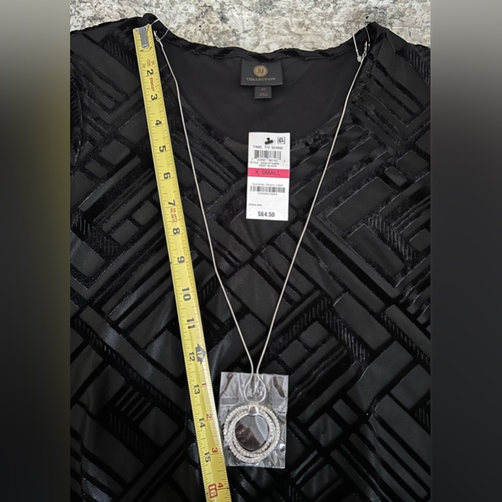 NWT JM Collection Velvet Flocked Jacquard Top Blouse Black Necklace Size XS - Picture 11 of 11
